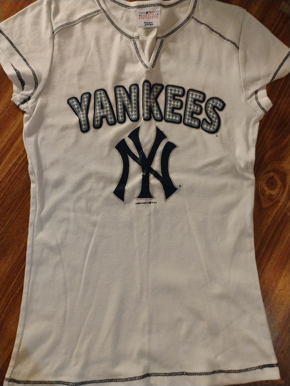 Vintage Style New York Yankees MLB Women's White Fitted Short Sleeve Tee